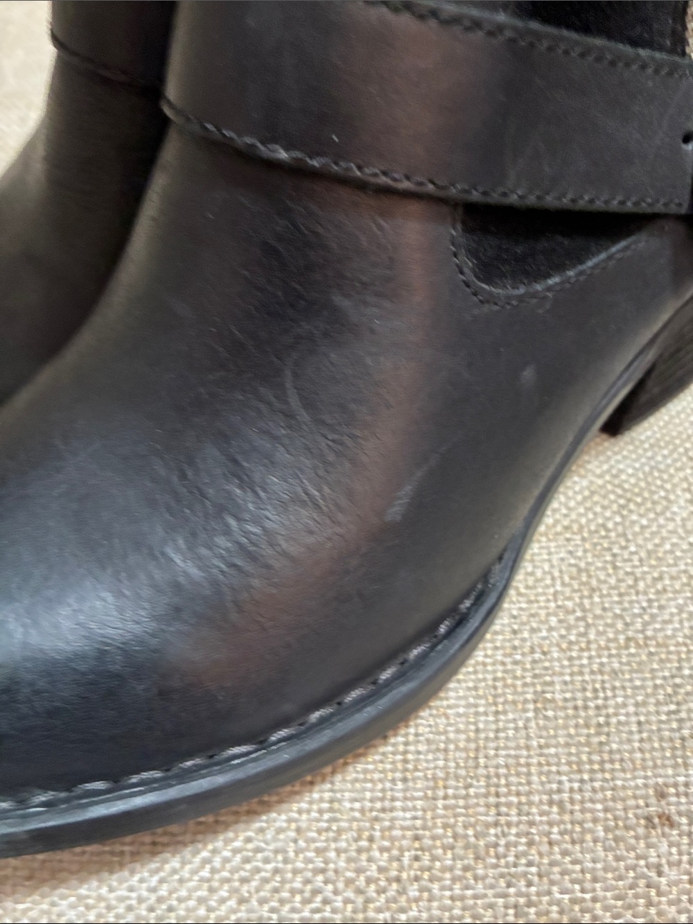 Born Black Women's Leather Heeled Ankle Boots - Picture 12 of 12